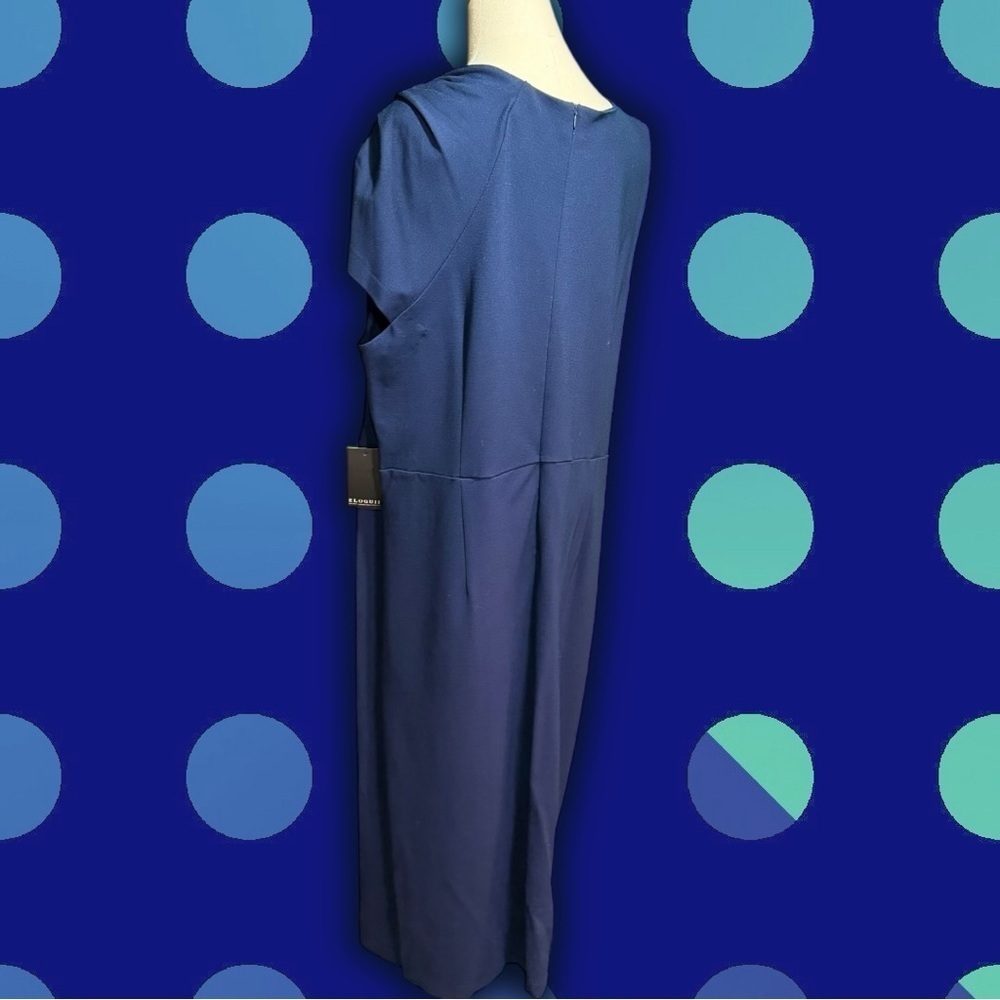 NWT Eloquii Plus Size Twisted Shoulder Sheath Dress in Navy Blue Plus Size 24 - Picture 10 of 16